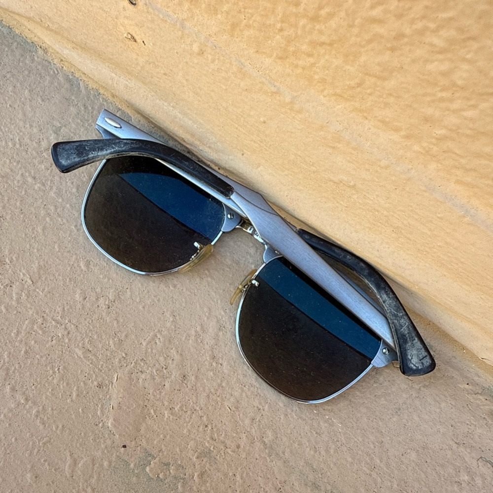 Ray-Ban Silver and Black Sunglasses - Picture 3 of 7